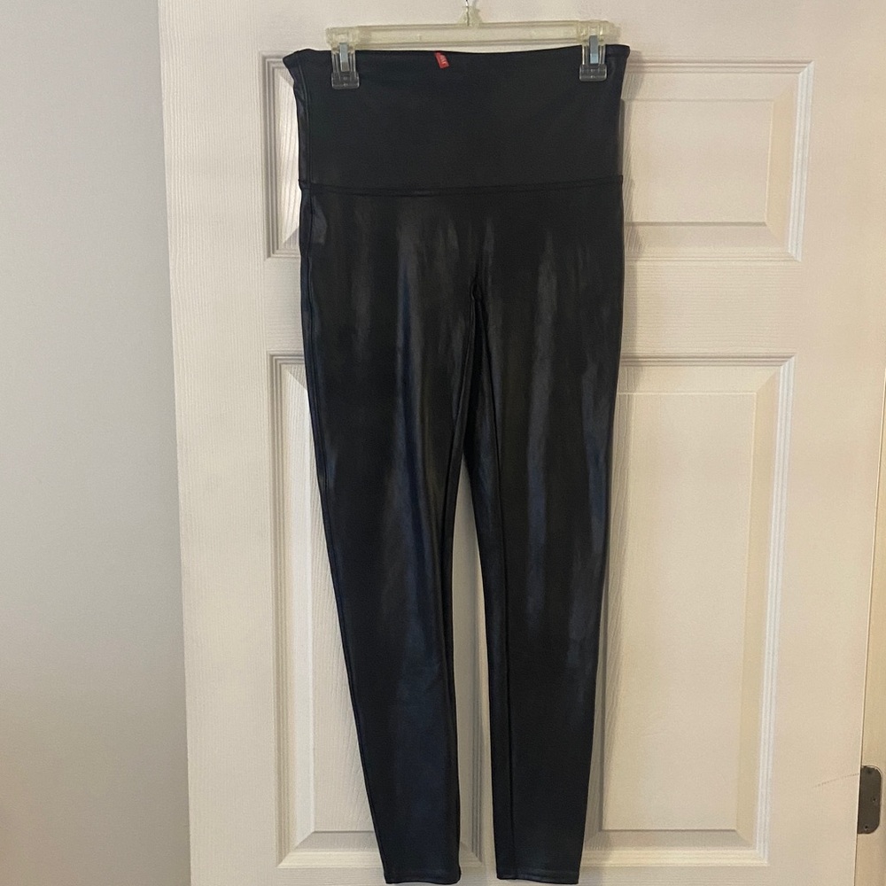 SPANX Black Leggings size XL BNWOT inseam 28” waist 26” elastic